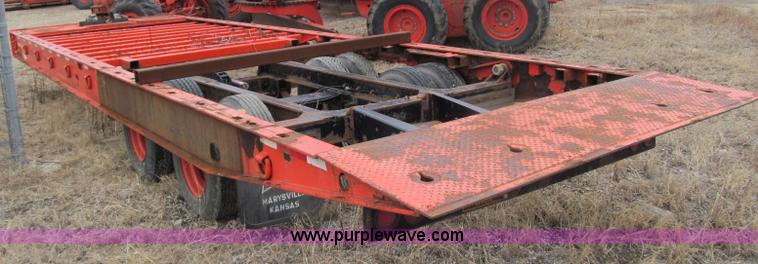 image for item D6540 1997 Landoll 345-31 tandem axle trailer