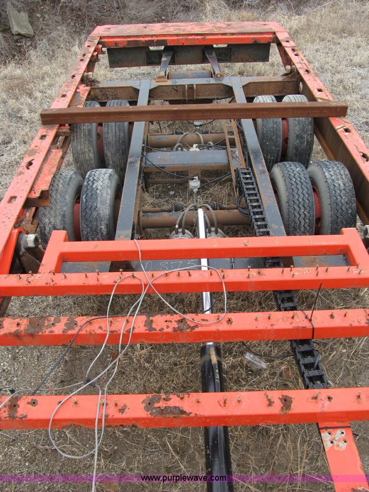 image for item D6540 1997 Landoll 345-31 tandem axle trailer