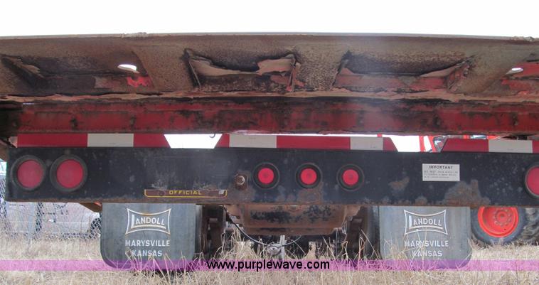 image for item D6540 1997 Landoll 345-31 tandem axle trailer