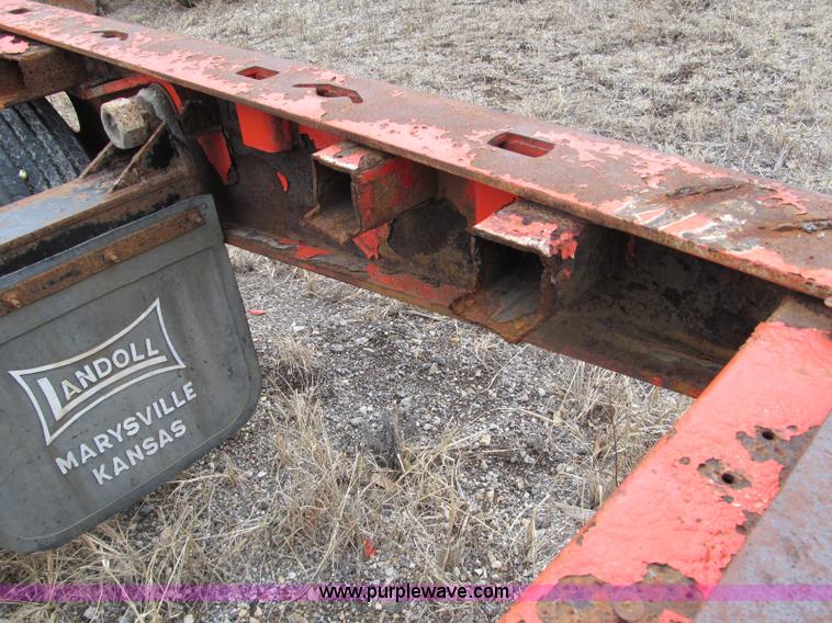 image for item D6540 1997 Landoll 345-31 tandem axle trailer