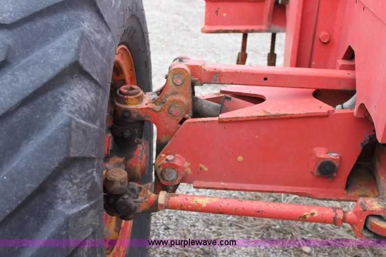 image for item D6541 1990 John Deere 670B motor grader