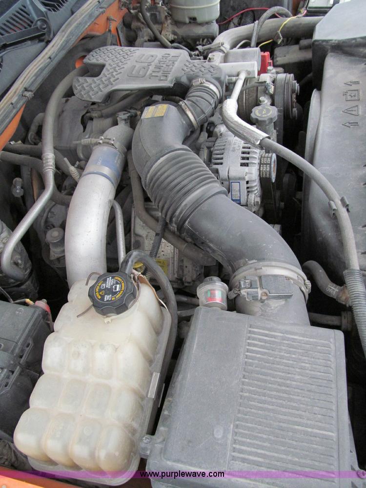 image for item D6545 2002 Chevrolet Silverado 2500HD pickup truck