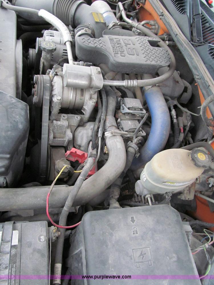 image for item D6545 2002 Chevrolet Silverado 2500HD pickup truck