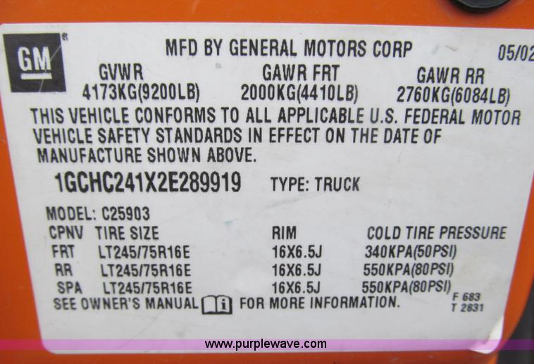 image for item D6545 2002 Chevrolet Silverado 2500HD pickup truck