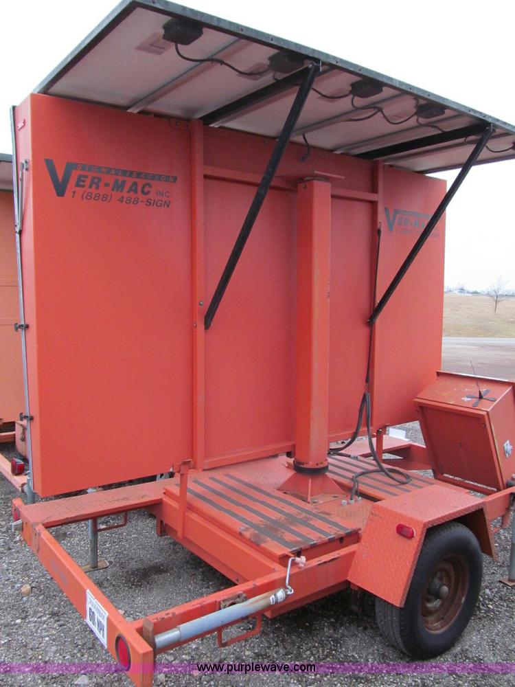 image for item D6548 2001 Ver-Mac PCMS-1210 variable message board