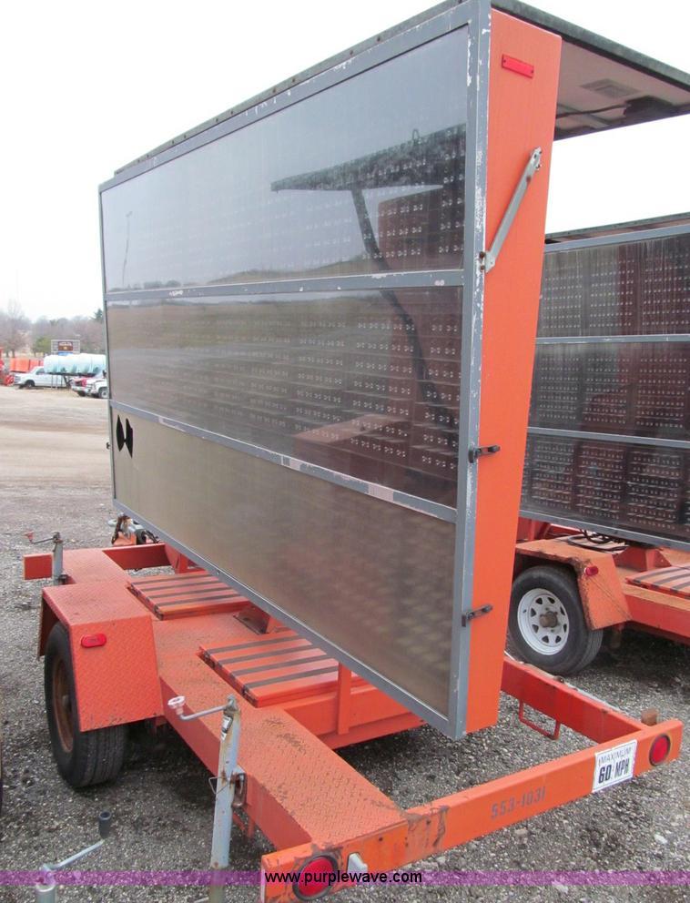 image for item D6548 2001 Ver-Mac PCMS-1210 variable message board