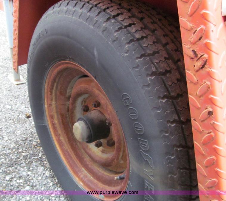 image for item D6548 2001 Ver-Mac PCMS-1210 variable message board