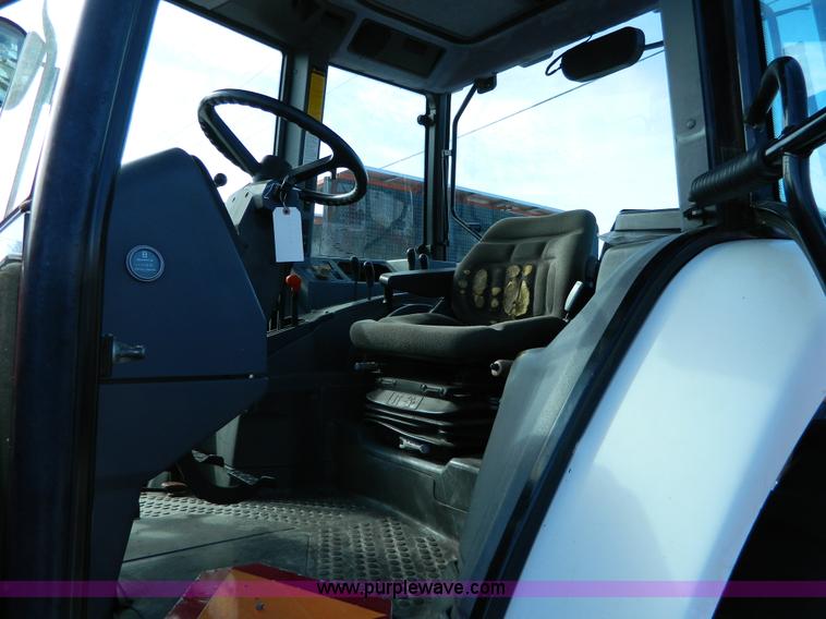 image for item D8777 1998 New Holland 7740SL tractor