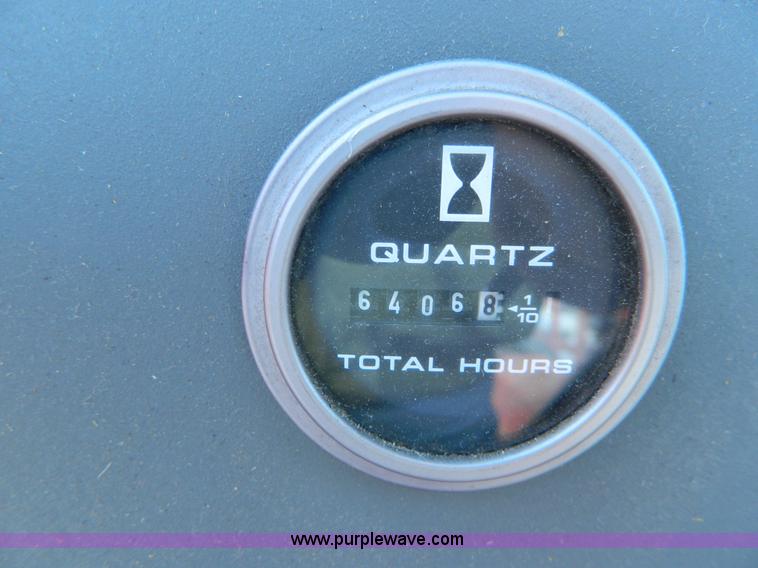 image for item D8777 1998 New Holland 7740SL tractor