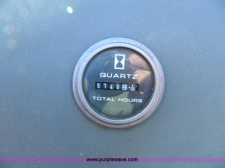 image for item D8780 1998 New Holland 7740SL MFWD tractor