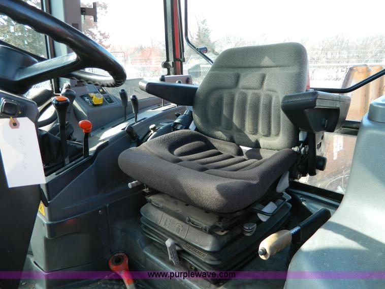 image for item D8780 1998 New Holland 7740SL MFWD tractor