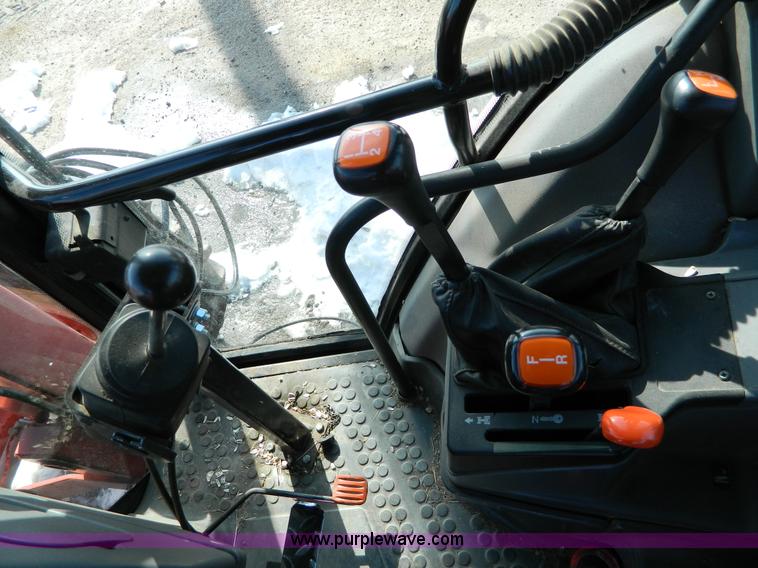 image for item D8780 1998 New Holland 7740SL MFWD tractor