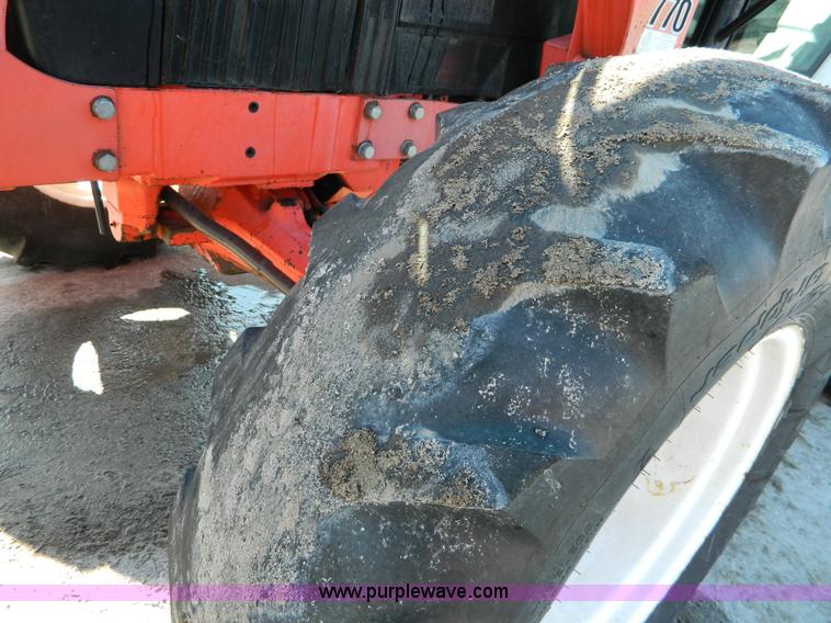 image for item D8781 1998 Ford New Holland 7740SL MFWD tractor