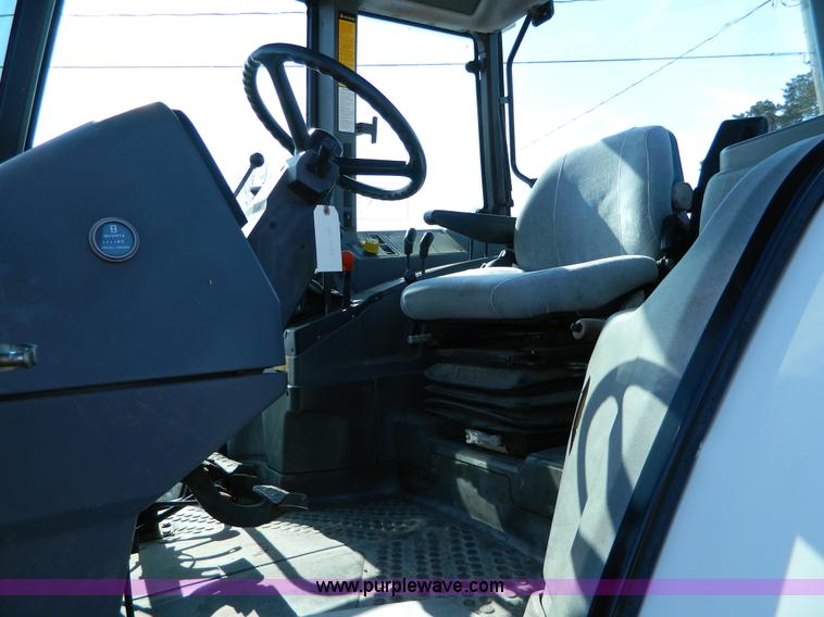 image for item D8781 1998 Ford New Holland 7740SL MFWD tractor