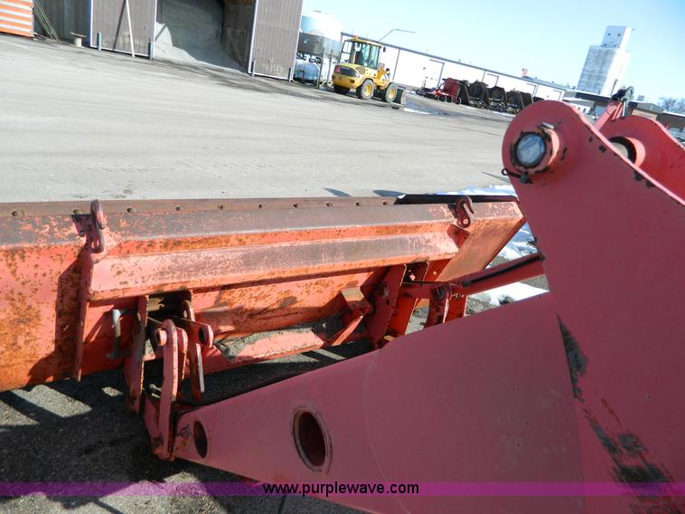 image for item D8782 1996 New Holland 7740SL tractor