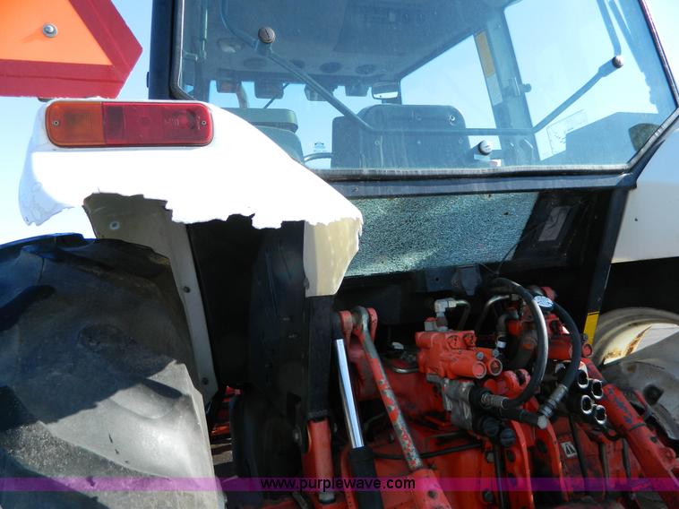 image for item D8783 1996 New Holland 7740SL tractor