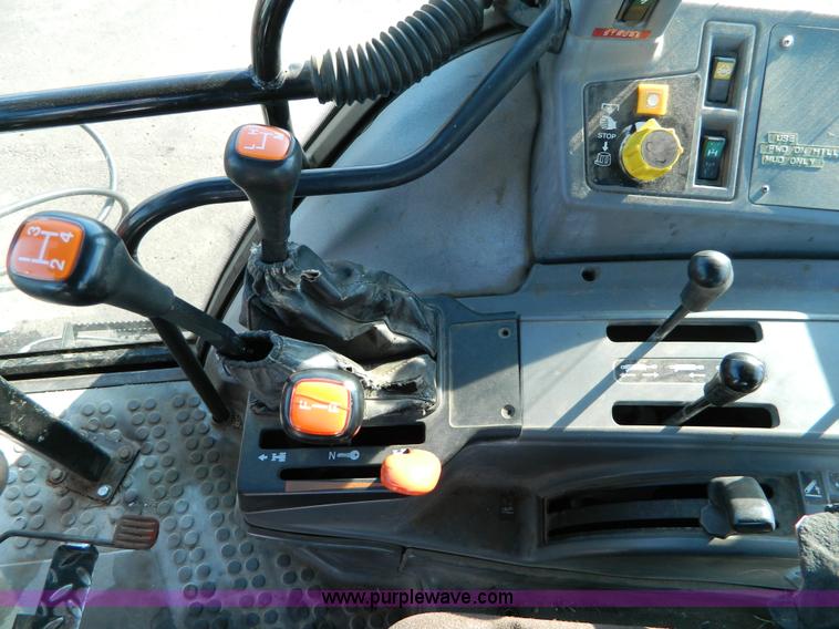 image for item D8784 1998 New Holland 7740SL tractor