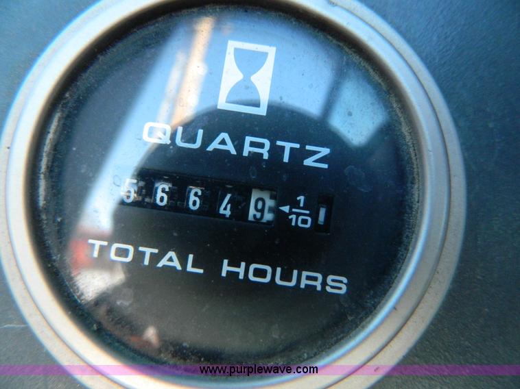 image for item D8784 1998 New Holland 7740SL tractor