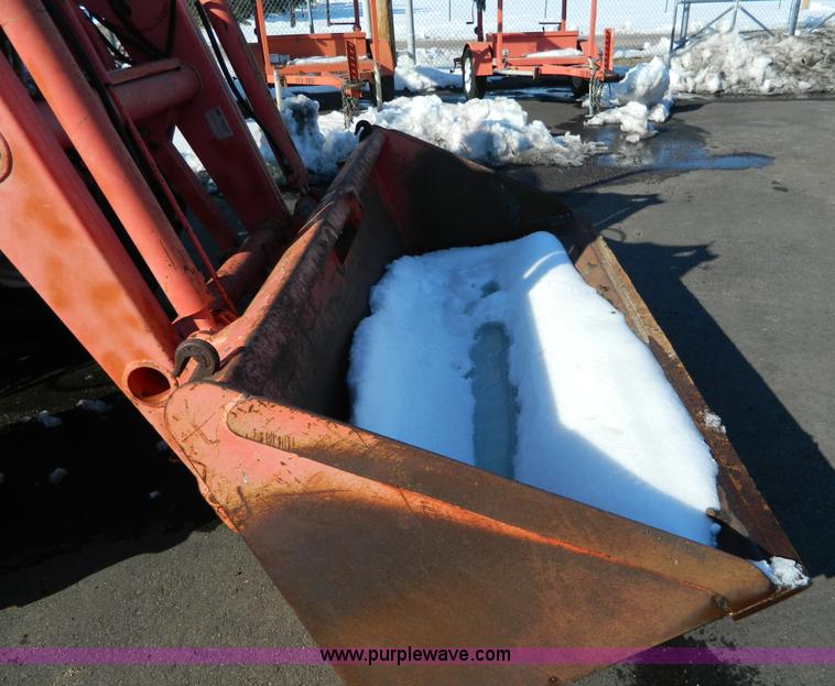 image for item D8784 1998 New Holland 7740SL tractor