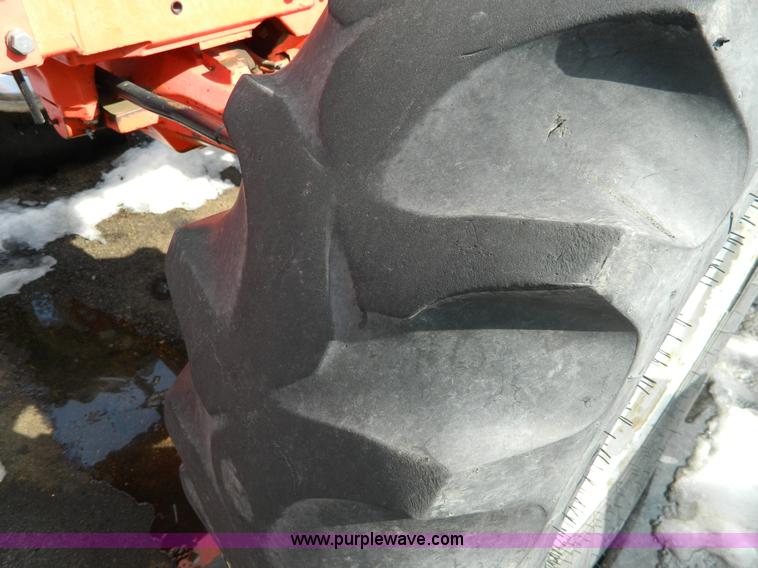 image for item D8788 1998 New Holland 7740SL tractor