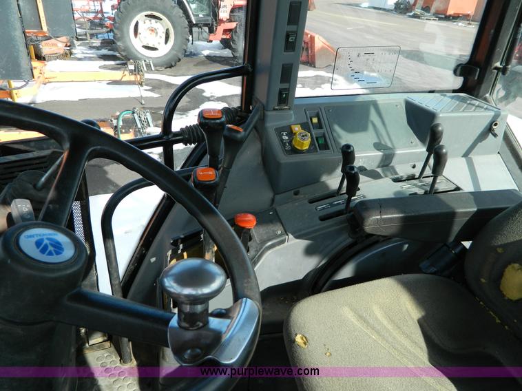 image for item D8788 1998 New Holland 7740SL tractor