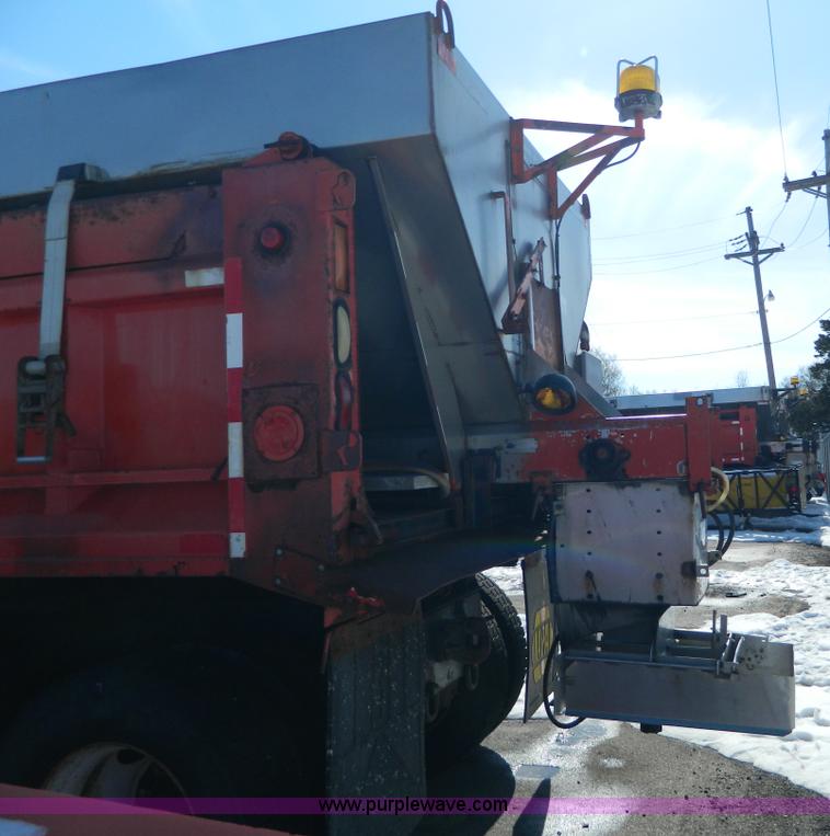 image for item D8790 1997 International 4900 tandem axle dump truck