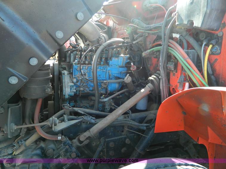 image for item D8790 1997 International 4900 tandem axle dump truck