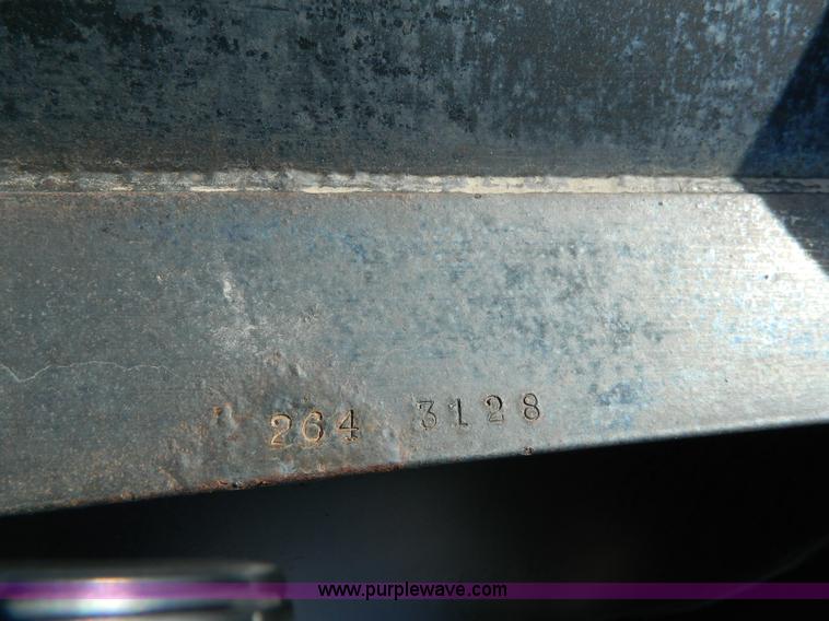 image for item D8791 1999 International 4900 tandem axle dump truck