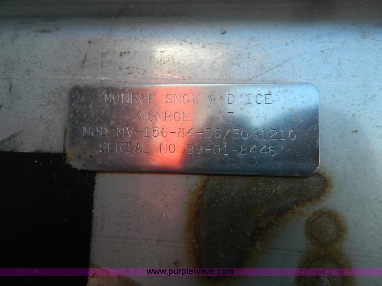 image for item D8792 1999 International 4900 tandem axle dump truck