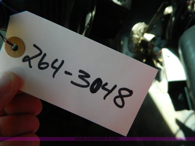 image for item D8792 1999 International 4900 tandem axle dump truck