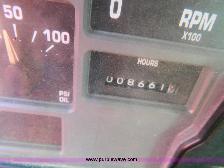 image for item D8792 1999 International 4900 tandem axle dump truck