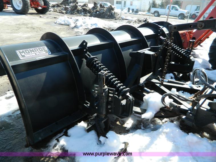 image for item D8792 1999 International 4900 tandem axle dump truck