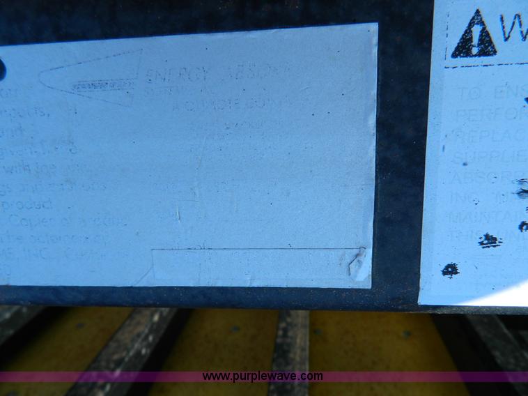 image for item D8794 1999 Enabs Safe-Stop 100K crash attenuator