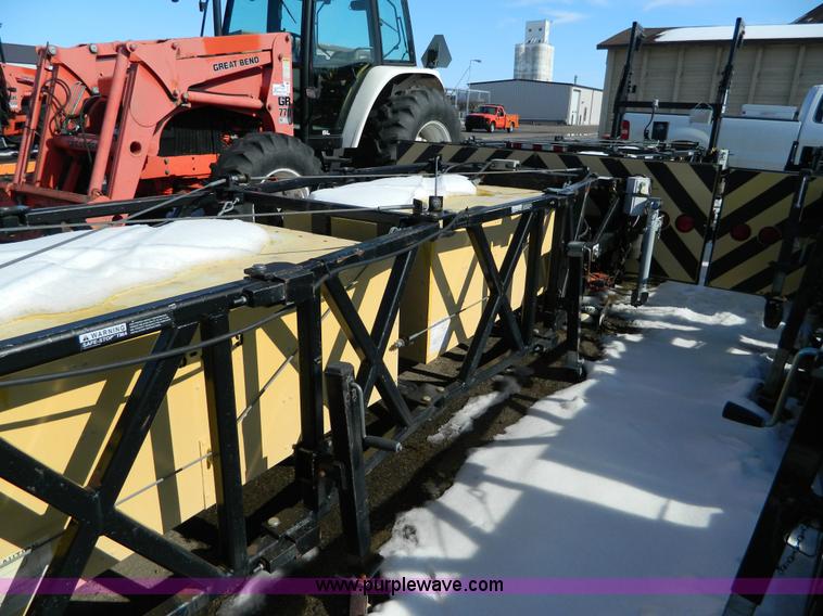 image for item D8795 1999 Enabs Safe-Stop 100K crash attenuator