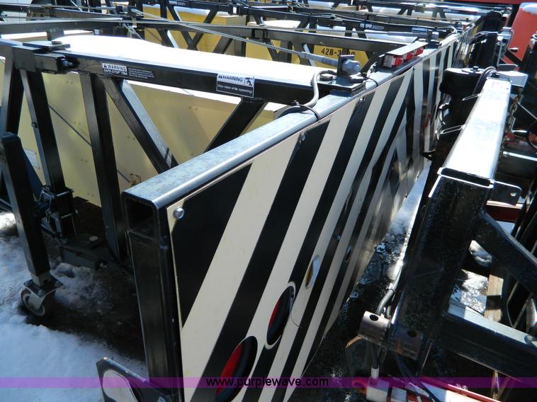 image for item D8797 2003 Enabs Safe-Stop 100K crash attenuator