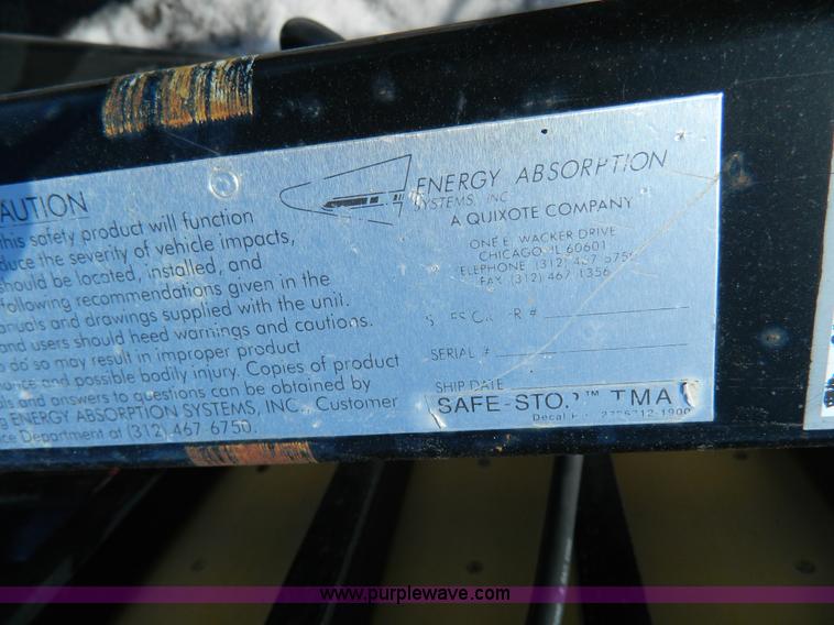 image for item D8798 1999 Enabs Safe-Stop 100K crash attenuator