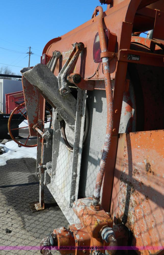 image for item D8800 1979 Gilson 11S concrete mixer