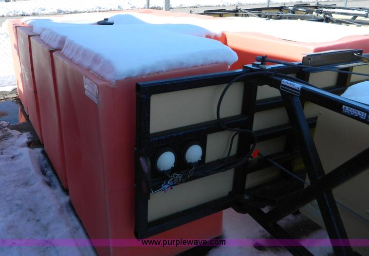 image for item D8803 Anti-ice tank