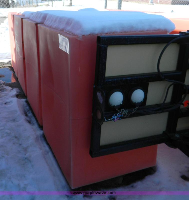 image for item D8803 Anti-ice tank