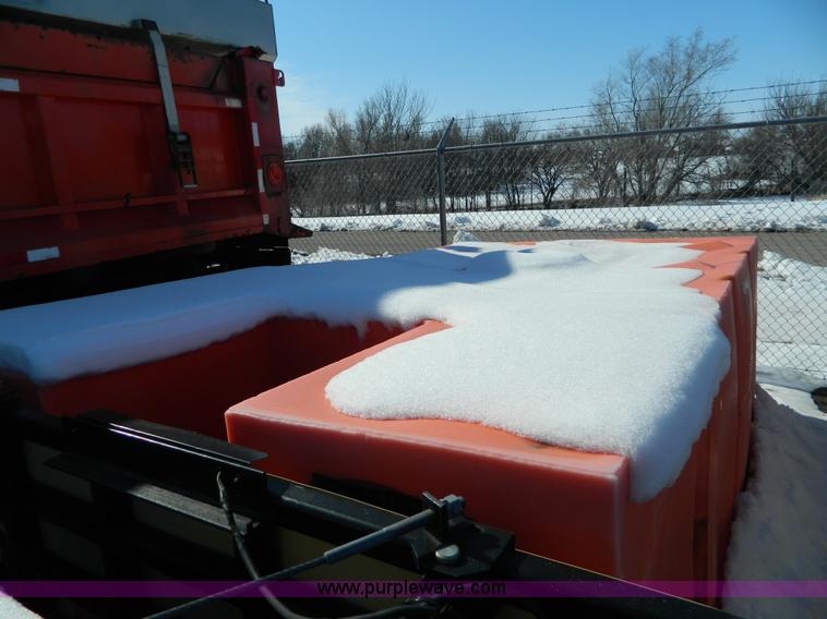 image for item D8803 Anti-ice tank