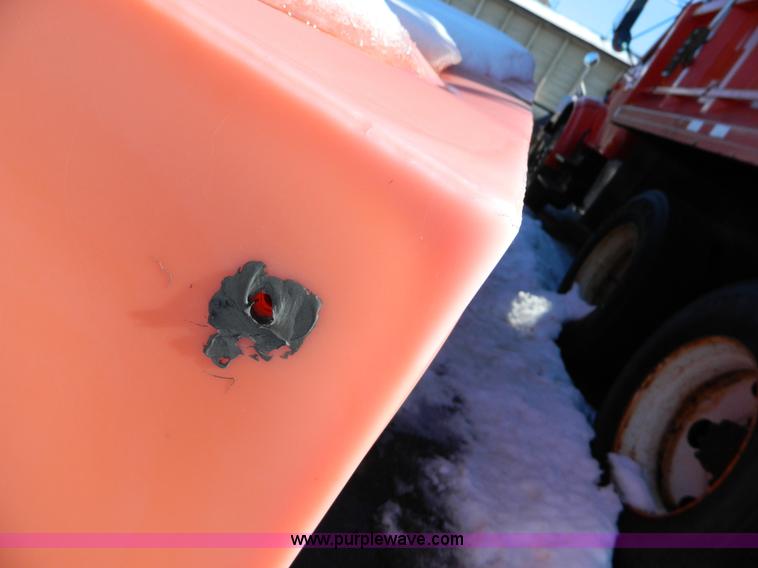 image for item D8803 Anti-ice tank