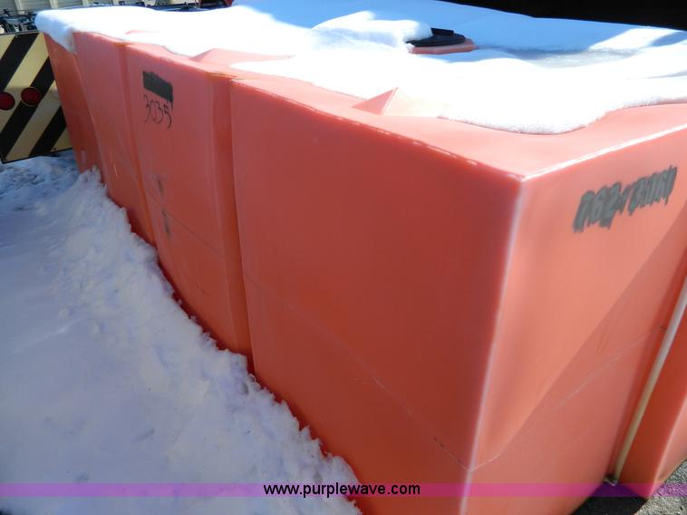 image for item D8803 Anti-ice tank