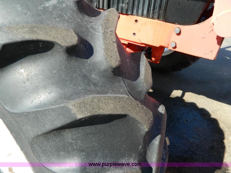 image for item D8804 1998 New Holland 7740SL MFWD tractor