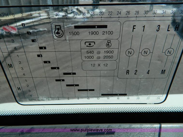 image for item D8804 1998 New Holland 7740SL MFWD tractor