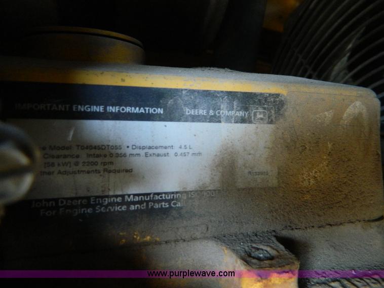 image for item D8806 1997 John Deere 310E backhoe