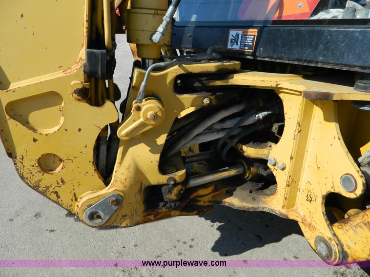 image for item D8806 1997 John Deere 310E backhoe