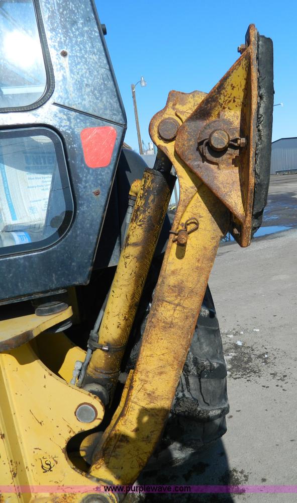 image for item D8806 1997 John Deere 310E backhoe