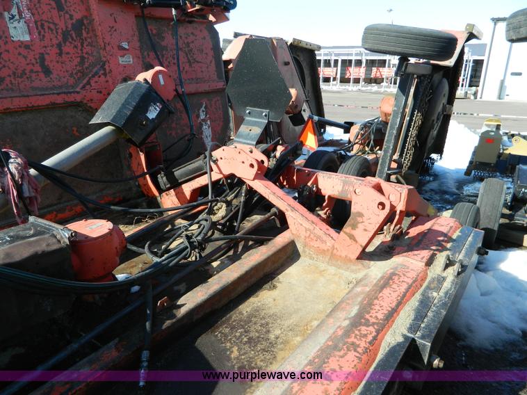 image for item D8821 2000 Schulte XH1000 10' rotary mower