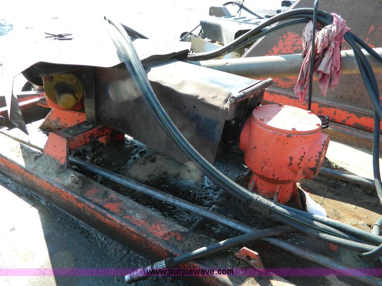 image for item D8821 2000 Schulte XH1000 10' rotary mower