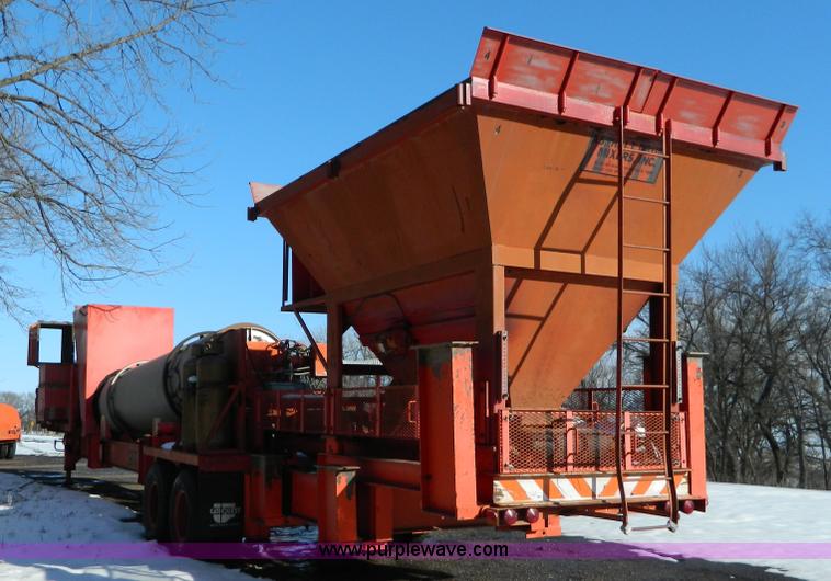 image for item D8827 1984 Asphalt Drum Mixers hot mix plant